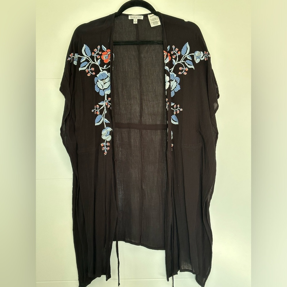 Patrons of Peace front tie kimono